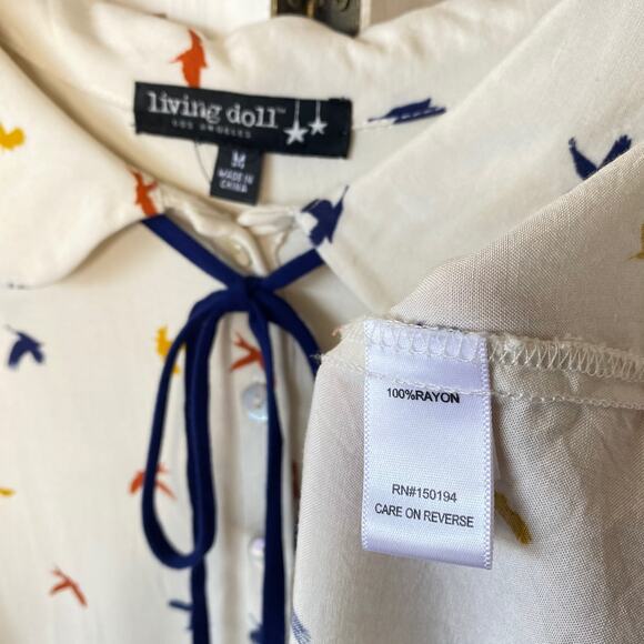 Living Doll long sleeve collared bird tunic top - Picture 8 of 8